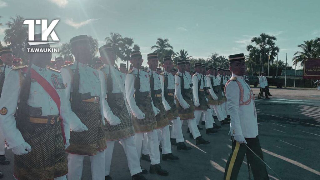 Perbarisan Serah Terima Tugas Panglima Briged Ke-13 Infantri Malaysia ...