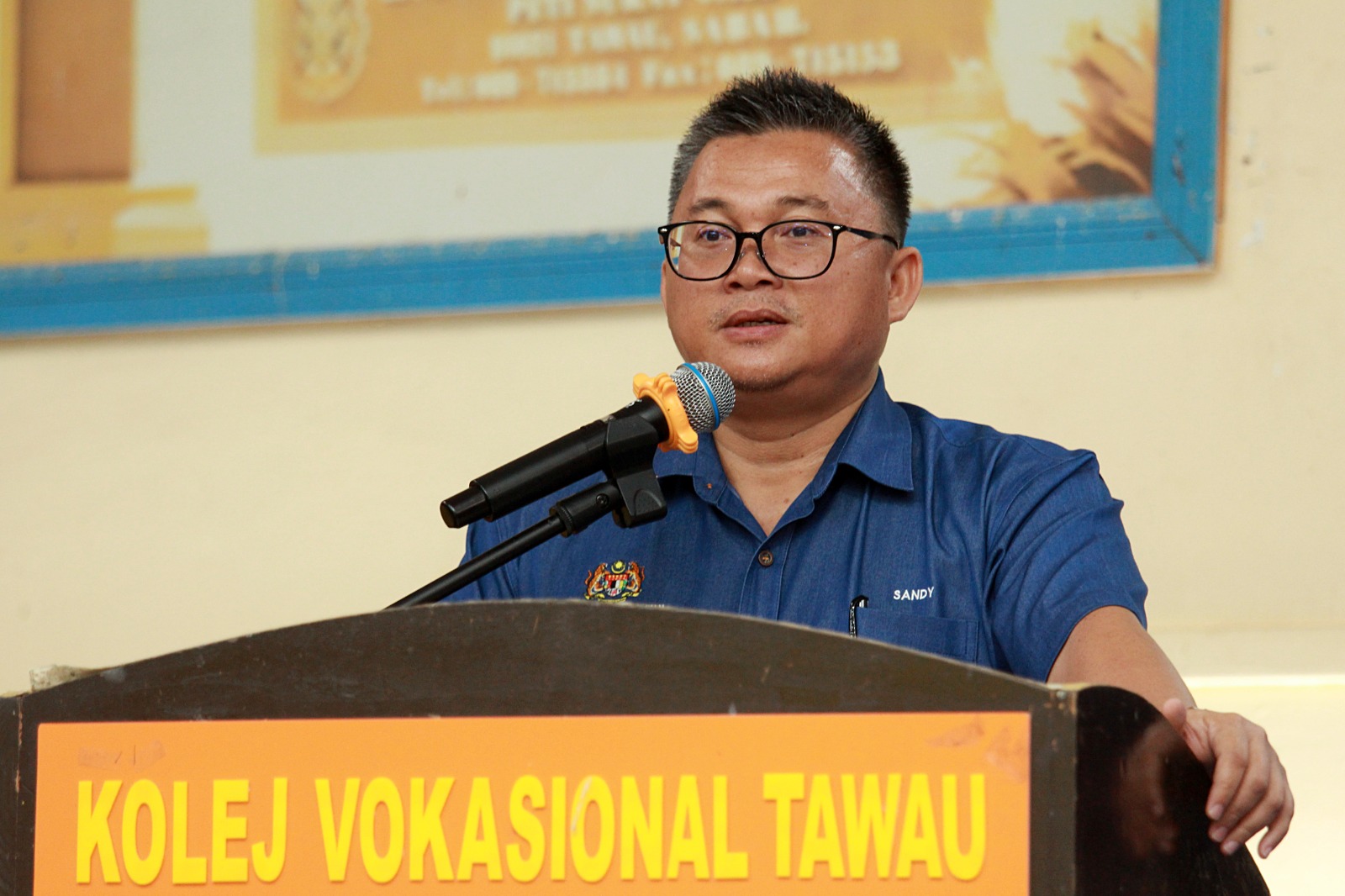 Tuan Sandy Kahar bin KaharuddinTimbalan Pegawai Pendidikan Daerah Sektor Pembangunan Murid Pejabat Pendidikan Daerah Tawau