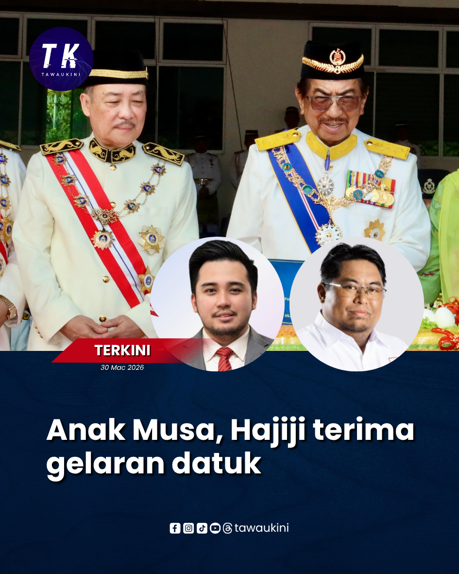 Anak Musa, Hajiji terima gelaran datuk