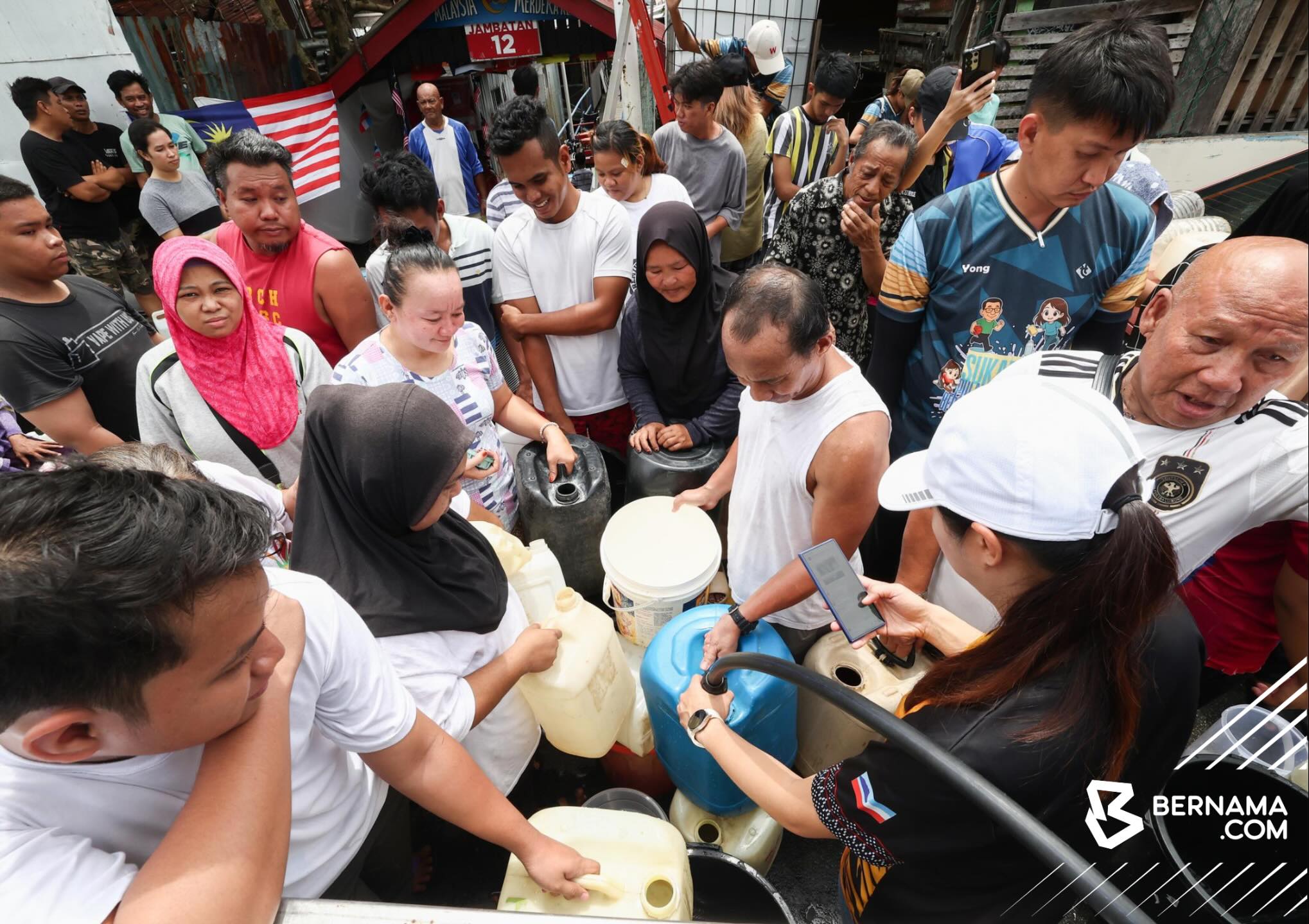 Hak Untuk Tahu - Masalah Air di Sim Sim Sandakan