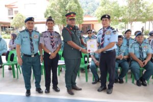 PENGAKAP